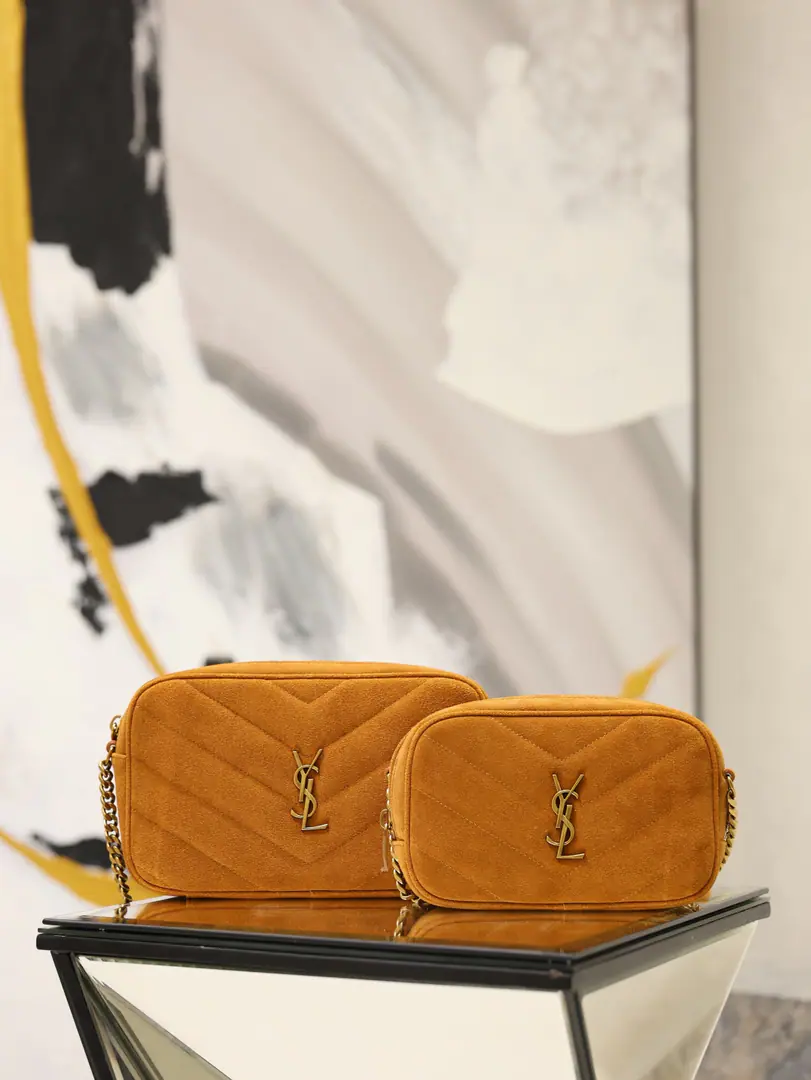 Loulou- Oh, Pete. Camera bag Size Collection