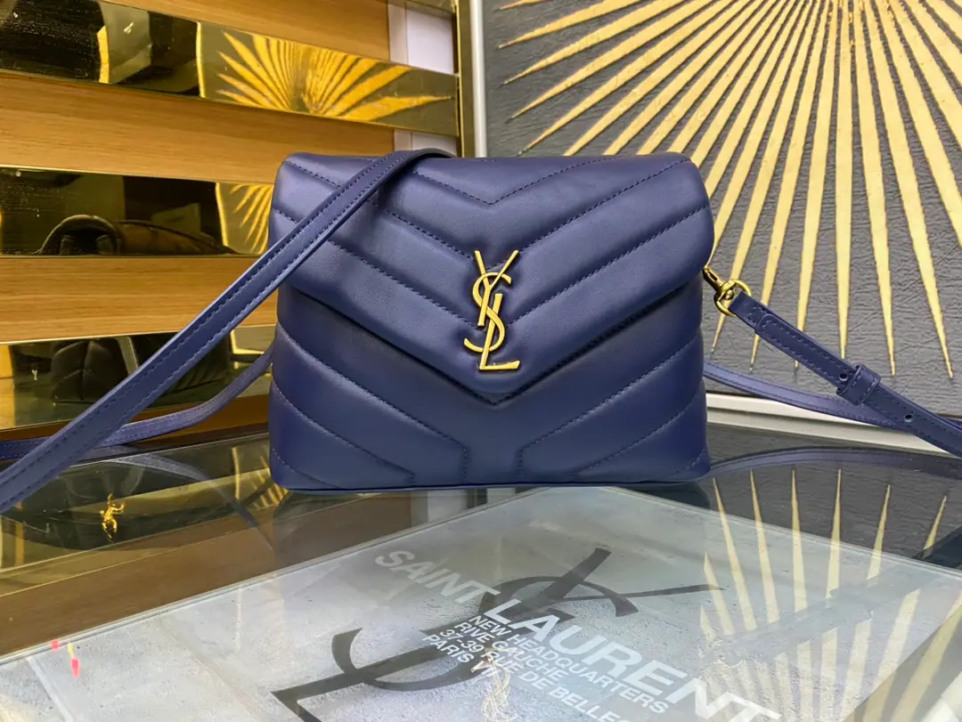 【🔝Top First List】yslThe cabinet's up to date with the slashing bags., Softly and stylishly flip the bag., Shoulder band adjustable, More straps to separate parts of the wristband., Disassemble into a withdrawal.（Handbag.）, Import of Italian original cattle skin, There's a zipper bag in the bag., 3A knob.！Multifunctional and special.！Model: 467072Dimensions: 20X14X7cm