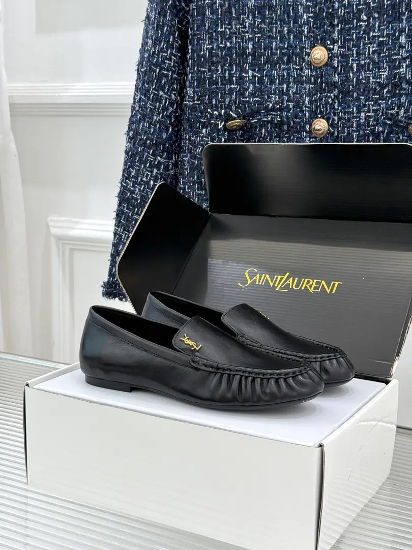 🏧𝐒𝐚𝐢𝐧𝐭 𝐋𝐚𝐮𝐫𝐞𝐧｜𝐘𝐒𝐋 St. Roland's new product.logoLeFlell Shoes. Top Facework customized leather with original The insides are all sheep's skin. Italian imports are so thick. size: 35-39（40/41/42Custom）