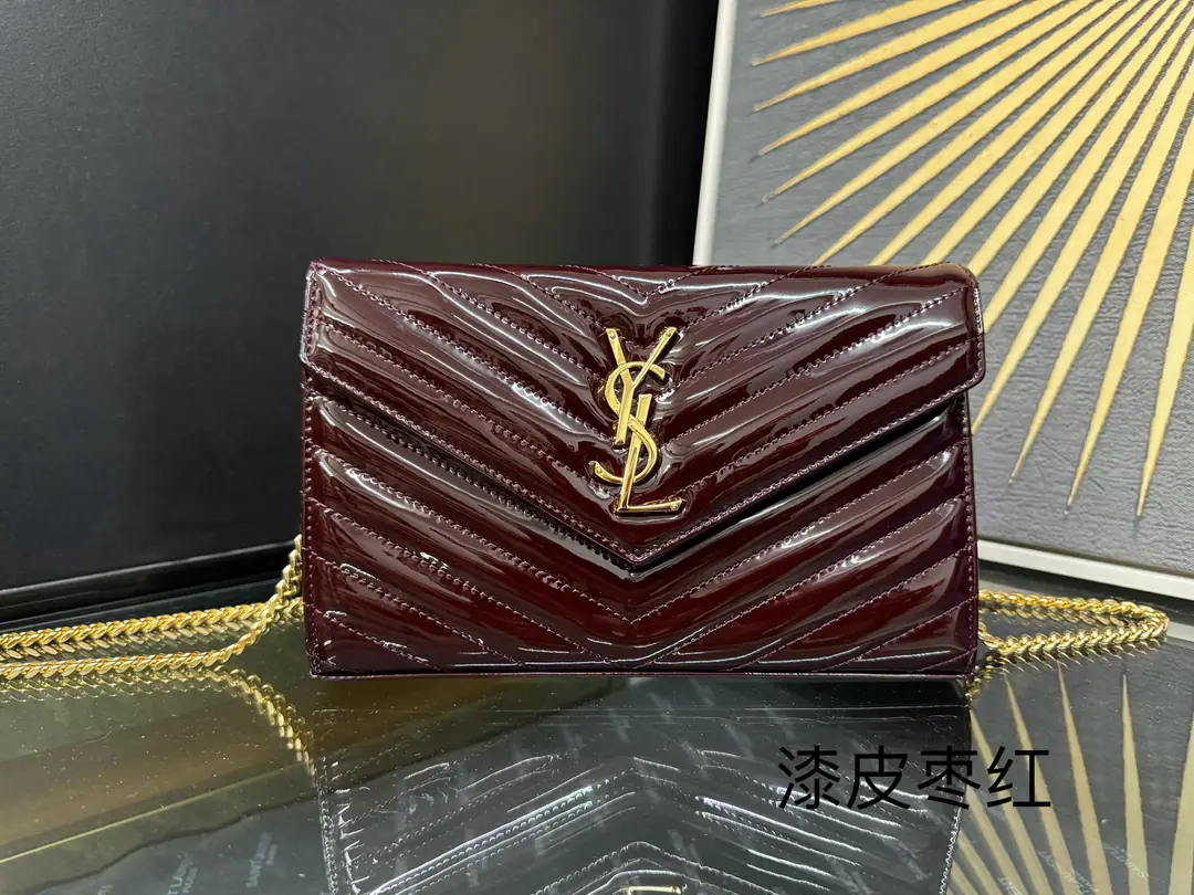 The date is painted.· MONOGRAM_Envelope.A super-functional little bag., The classic style., Upgrade the most advanced version, %Italian cattle skins are finely crafted.. Custom MetalsYHome.logoShow your personality.. Retrieval design to ensure security of use. The bag is big., Two banknotes., Two central partitions., A zipper bag and a couple of knobs., Everything.！ Model: 377828 Dimensions: 22.5x14x4cm