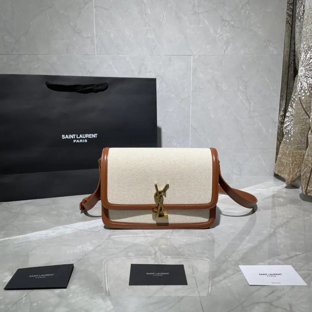 【𝑺𝑶𝑳𝑭𝑬𝑹𝑰𝑵𝑶 𝑩𝑶𝑿 】New Colour 2020 IT BAG_It's gonna be a big deal., The whole fashion circle was taken before the market., Nostalgia left bank., Inspired by the name of the left bank of Paris.Rue De SolferinoAs a name！The package is with the original toothpick.BoxBullskins., The tenderness of the hand and skin is very good.！Three layers of organ separation., It's easy to accommodate everyday requirements., Newly designed.“L”Letters on the lower and upper side of the button, To completely reverse your knowledge of the buttons., I can't help but wonder., I can open the bag like this., It's not funny.！ Model: 634305 Dimensions: 23x16x6cm