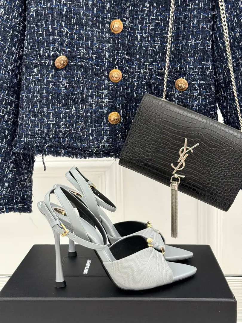 🏧𝐒𝐚𝐢𝐧𝐭 𝐋𝐚𝐮𝐫𝐞𝐧｜𝐘𝐒𝐋 St. Roland's sexy heels. No matter what the shop is., Attendance Or do you want to take pictures? It'll be easy to squeeze with you at all times. Be yours.「Ace on the deck.」✨ Facework customized leather with original The insides are all sheep's skin. Italian imports of cattle and skin size: 35-41 [34.40.41Custom]