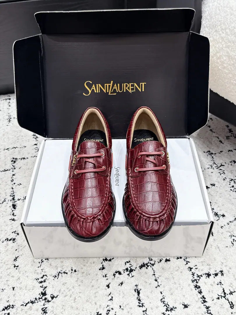 Men Saint LaurentSaint Roland. 26/ New morning and autumn, I'm going to be a big fan of the Bean-Fook shoes. Saint Roland.YSLLeFou Doudous Shoes, Continue brand French style. The details of the wrinkles are fine.. - Oh, Pete., The ploughed cattle skin is optional., The soles of the flat and comfortable shoes., It's a combination of face and reality., Suitable suit., Tsk., Half skirt., Unlock the locks and put them on.. ✔️Fabulous.: Shea skin grinding sands./Counter-featur. ✔️Uchi.: Lamb skin. ✔️Otsumi!: Original Open Template Custom Bottom ✔️Size: 34-47（Women34 41 42 43 Men38 45 46 47Do it.）