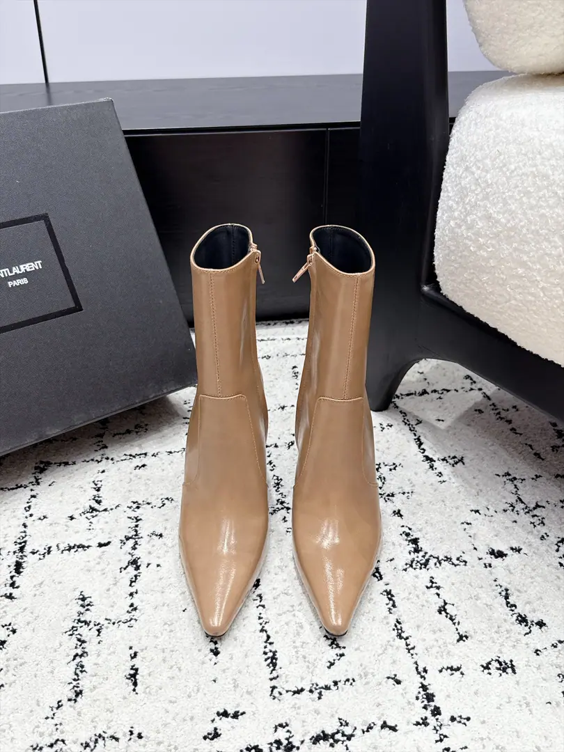 SAINT LAURENT Saint Roland. 26/ Autumn Slight and high and short boots. Autumn and winter can't be lost.YSLPointy boots.🖤The classic pointy head strap., The length of the leg is out of line., Bright wax skin., The high-profile light is coming., Janey's boots., Do Not Stack Over-design, But the king can return to the past., The mood is just a matter of time., The big, big, big, big, big, big, big, big, big, big, big, big, big, big, big, big, big, big, big, big, big, big, big, big, big, big, big, big, big, big, big, big, big, big, big, big, big, big, big, big, big, big, big, big, big, big, big, big, big, big, big, big, big, big, big, big, big, big, big, big, big, big, big, big, big, big, big, big, big, big, big, big, big, big, big, big, big, big, big, big, big, big, big, big, big, big, big, big, big, big, big, big, big, big, big, big, big, big, big, big, big, big, big, big, big, big, big, big, big, big, big, big, big, big, big, big, big, big, big, big, big, big, big, big, big, big, big, big, big, big, big, big, big, big, big, big, big, big,💃 ✔️Fabulous.: Customize imported cow skin ✔️Uchi.: Import mixed sheep skin ✔️Otsumi!: Italy is a big-ass country. ✔️He's tall.: 10.5cm ✔️Size: 35-42（40 41 42Make a no-refund order.）