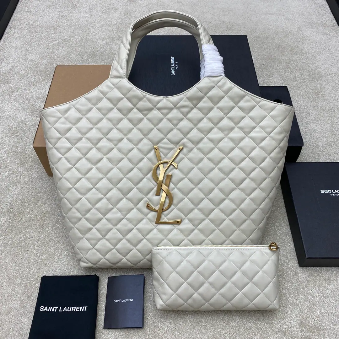 【Original factory skin】🌈- It's a gift.🔥𝗜𝗖𝗔𝗥𝗘_With“Little trash bag.”The rise of the tide, The size of the big brand bags is getting smaller., While the fashion tides are denting behind their backs,, I've always had to have a big other handbag to put my cell phone on., Water cups., A chute, a regular item., I heard people's needs., YThe new title of the family is this season.“It can make everything possible.”New bag.ICARE, The name originated in Greek mythology.-Icarus., The nupa-pitt's central stereo-letter combination., There's a lot of air in front of him., YThe Director of Creatives also said that the bag was about to become the most visible new money in the brand., For people who can't travel by their little handbags., IcareA big, big, big, simple shape would be perfect for you.！ Model: 698651 Big bag size.: Open width58cm Bottom Width47cm Height（- With wrists.）61cm Bottom Wide8cm The little bag size.: 27x13x8cm