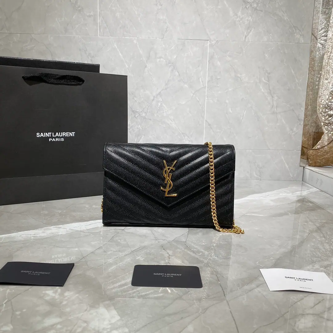 #𝑴𝒐𝒏𝒐𝒈𝒓𝒂𝒎 𝑾𝒐𝒄# MONOGRAMA caviar-twilighted envelope..A super-functional little bag., The classic style., Upgrade the most advanced version, %Italian cattle skins are finely crafted.. Custom MetalsYHome.logoShow your personality.. Retrieval design to ensure security of use. The bag is big., It's in the bag.20A card slot., Two banknotes., Two central partitions., A zipper bag., Everything.！ Model: 377828 Dimensions: 22.5x14x4cm