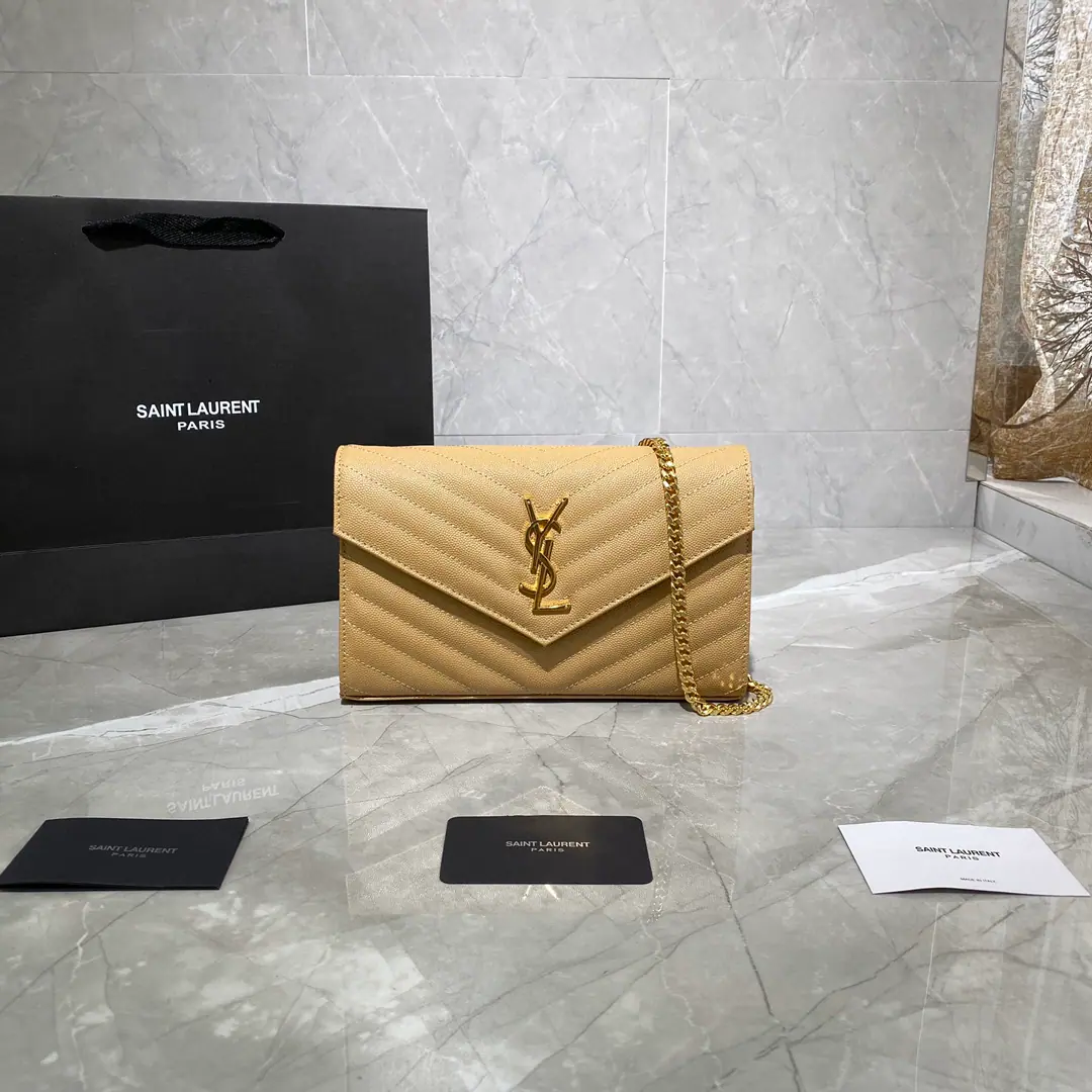#𝑴𝒐𝒏𝒐𝒈𝒓𝒂𝒎 𝑾𝒐𝒄# MONOGRAMA caviar-twilighted envelope..A super-functional little bag., The classic style., Upgrade the most advanced version, %Italian cattle skins are finely crafted.. Custom MetalsYHome.logoShow your personality.. Retrieval design to ensure security of use. The bag is big., It's in the bag.20A card slot., Two banknotes., Two central partitions., A zipper bag., Everything.！ Model: 377828 Dimensions: 22.5x14x4cm