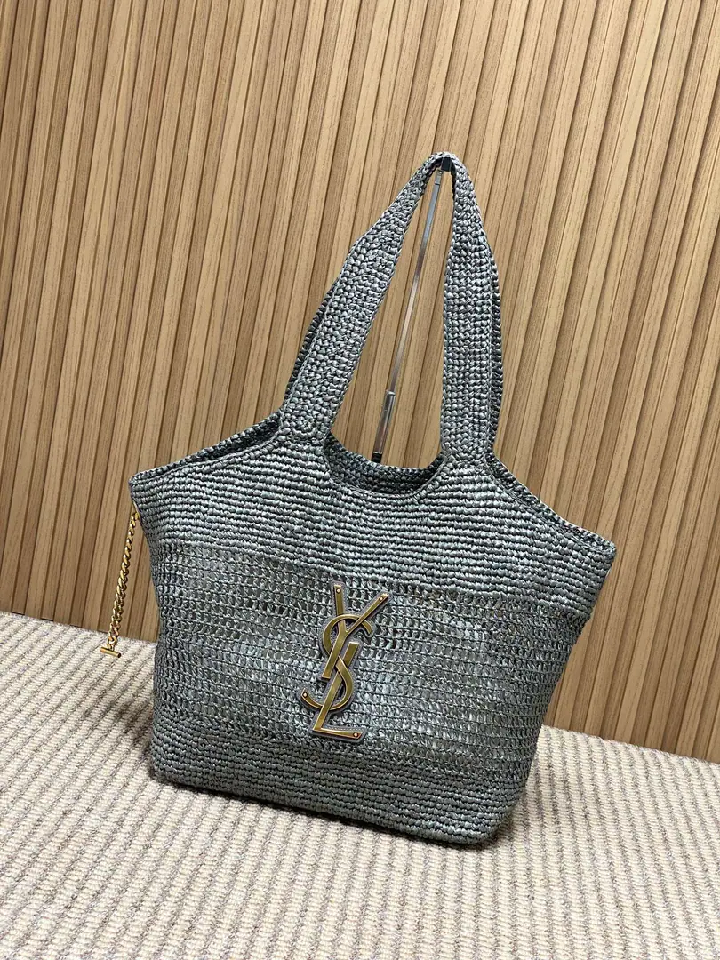 YSL ICARERafiktort bag., Handcuffing, Natural Raphi herbs., Take a breath., Spring and summer are the best.！Covered, empty embroidery.+The edge of the bouquet., Match classic metalYSLMark, It's a very good recognition.✨. With glasses to remove, It's a great deal of pick-up.. Large-capacity design, Telecommuting, Holiday., The beach can easily fit the daily stuff., It's practical and fashionable., It's a bright one in a spring and summer.！👜 Model: 868748 Dimensions:31/46 x 28 x 15/5cm