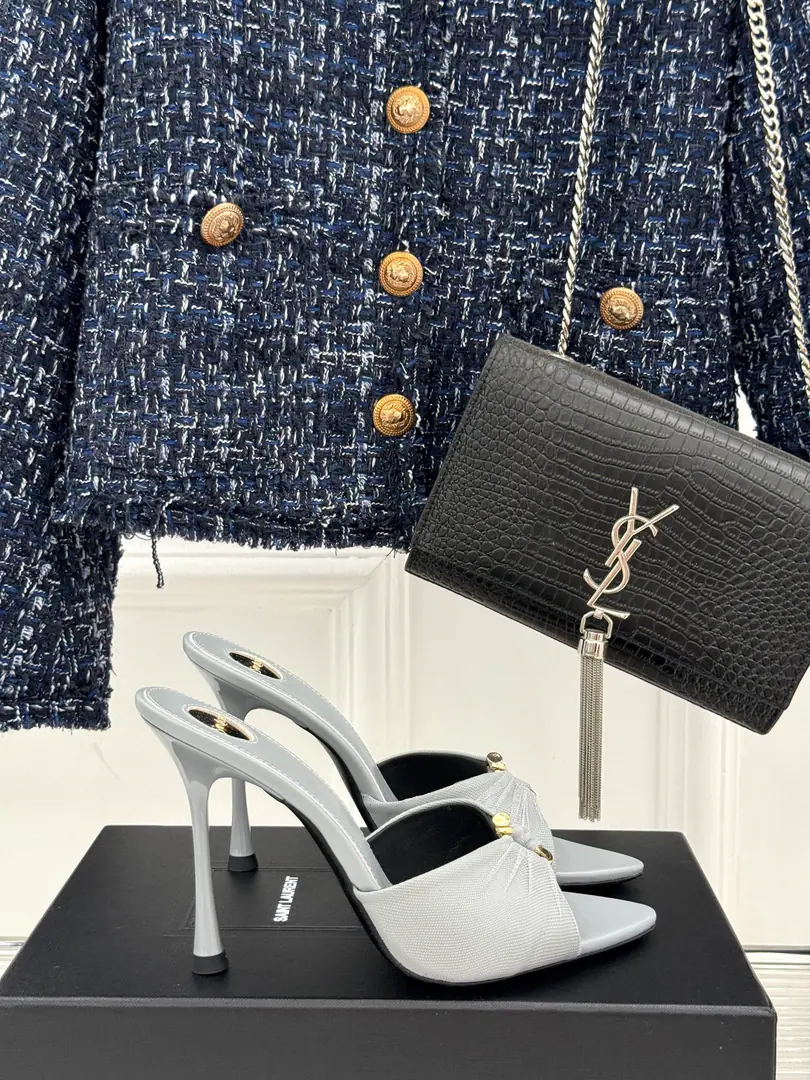 🏧𝐒𝐚𝐢𝐧𝐭 𝐋𝐚𝐮𝐫𝐞𝐧｜𝐘𝐒𝐋 St. Roland's sexy heels. No matter what the shop is., Attendance Or do you want to take pictures? It'll be easy to squeeze with you at all times. Be yours.「Ace on the deck.」✨ Facework customized leather with original The insides are all sheep's skin. Italian imports of cattle and skin size: 35-41 [34.40.41Custom]