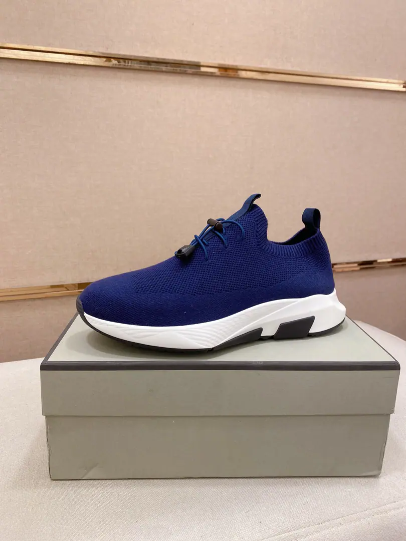 Plant prices: 【Tom FordTom Ford. 】Same as the other two.[- You're so proud of yourself.]The original single-bombed sneakers. Importing fabrics with air fabric.👑1: 1Plain A sheep's shoes.👘I'm gonna need a pair of shoes.💪 Quality ♪ And a little bit of a bubble ♪🙏 🎁🎁！39-44. 45.46Do it., It's a good sport.！