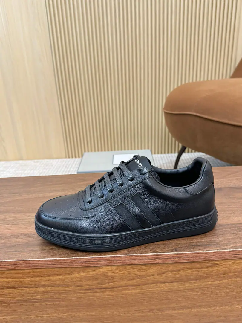 Minoru.🎤🎤TOM FORDTom Ford's got a new classic., A piece never out of date.tom fordLeisure men's shoes., Head-story pearls., Low-band with flat-headed round-head shoes., The line of the bus., In the cow's skin., The upper feet are cozy and simple., SideTPunctuated, It's a very good one.[John.], It's a classic shoe from the men's shoe cabinet., You deserve it.[Applause.][Applause.]. [John.][John.][John.][John.]The transmission will blow., 39-44Code38/45/46Customised. [John.][John.][John.][John.][John.]