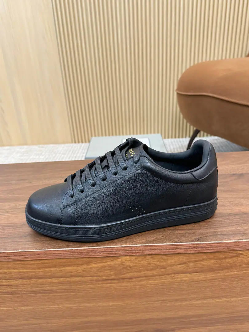 Minoru.🎤🎤TOM FORDTom Ford's got a new classic., A piece never out of date.tom fordMen's shoes., Head-story pearls., Low-bands with flat-headed round-head shoes., In the rubber-coated cow., The upper feet are cozy and simple., SideTPunctures, It's a very good one.[John.], It's a classic shoe from the men's shoe cabinet., You deserve it.[Applause.][Applause.]. [John.][John.][John.][John.]The transmission will blow., 39-44Code38/45/46Customised. [John.][John.][John.][John.][John.]