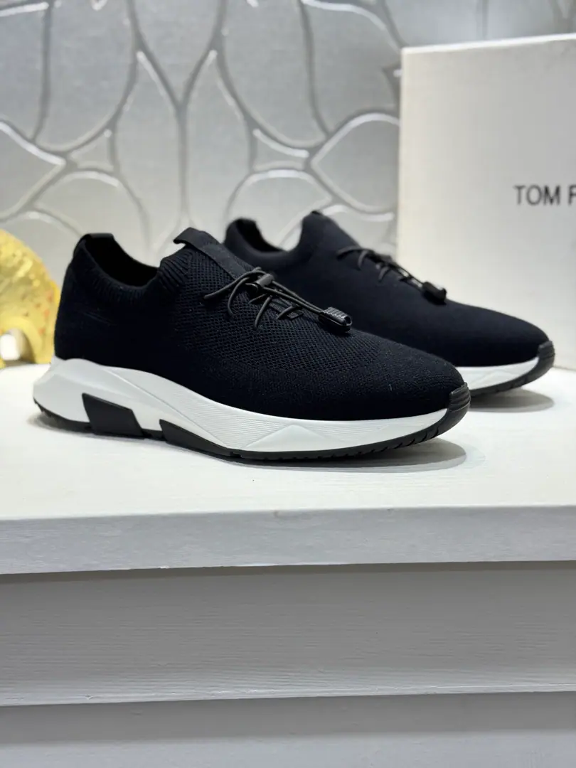 Get out of the factory.【Real value】🦑🦑【Tom FordFord. 】Same as the other two.[- You're so proud of yourself.]The original single-bombed sneakers. Importing fabrics with air fabric.👑1: 1Plain A sheep's shoes.👘I'm gonna need a pair of shoes.💪 Quality ♪ And a little bit of a bubble ♪🙏 🎁🎁！It's a good sport.！Codes: 38-44（45I'll make sure I don't change it.