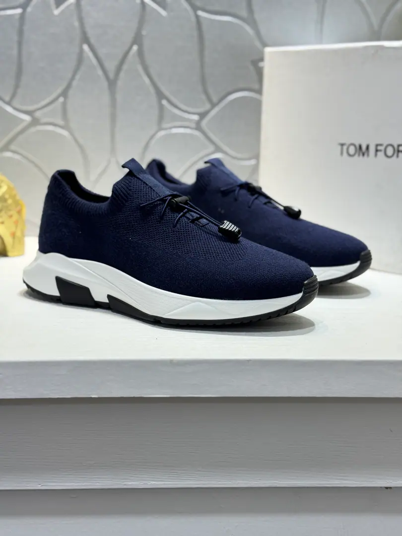 Get out of the factory.【Real value】🦑🦑【Tom FordFord. 】Same as the other two.[- You're so proud of yourself.]The original single-bombed sneakers. Importing fabrics with air fabric.👑1: 1Plain A sheep's shoes.👘I'm gonna need a pair of shoes.💪 Quality ♪ And a little bit of a bubble ♪🙏 🎁🎁！It's a good sport.！Codes: 38-44（45I'll make sure I don't change it.