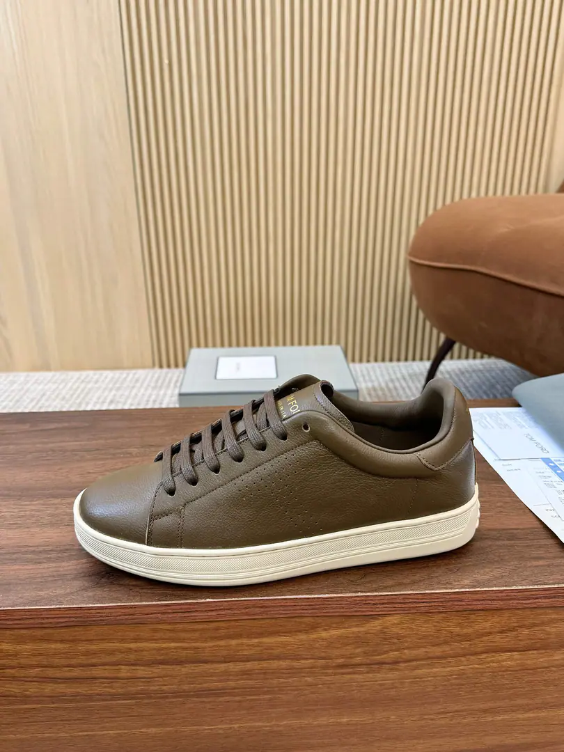 Minoru.🎤🎤TOM FORDTom Ford's got a new classic., A piece never out of date.tom fordMen's shoes., Head-story pearls., Low-bands with flat-headed round-head shoes., In the rubber-coated cow., The upper feet are cozy and simple., SideTPunctures, It's a very good one.[John.], It's a classic shoe from the men's shoe cabinet., You deserve it.[Applause.][Applause.]. [John.][John.][John.][John.]The transmission will blow., 39-44Code38/45/46Customised. [John.][John.][John.][John.][John.]