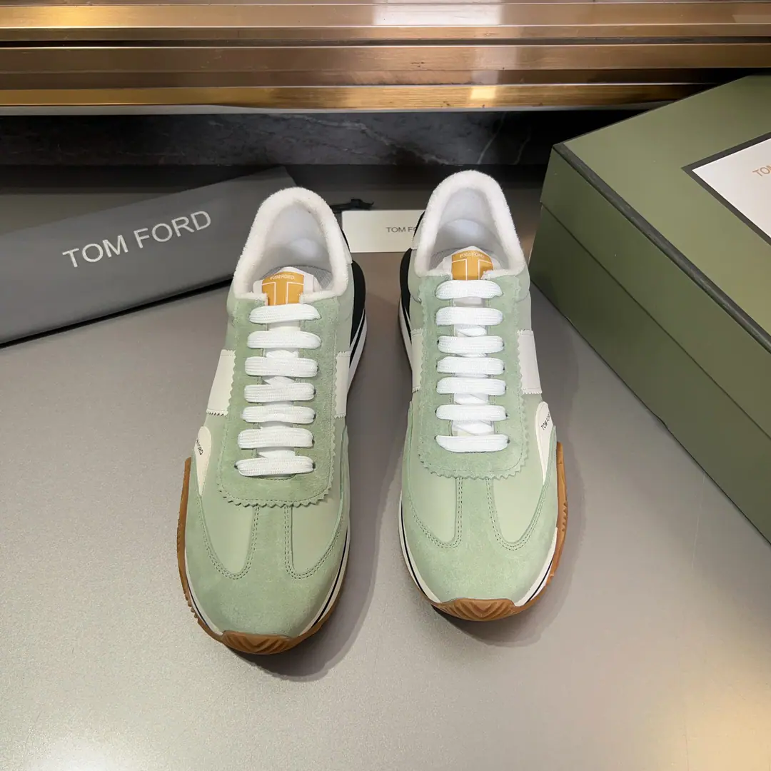 ClassicTomfordMen's shoes. Eco-shoes－Top It's time for Hen-Sin to show up., ♪ To the epoch season ♪. It's a little smooth between the steps., Collapse of Color, The energy is warming. Size: 39-44（38 45Do it.）