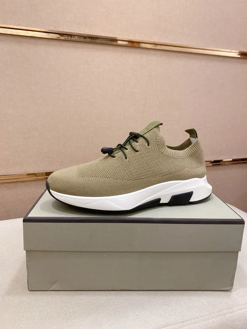 Plant prices: 【Tom FordTom Ford. 】Same as the other two.[- You're so proud of yourself.]The original single-bombed sneakers. Importing fabrics with air fabric.👑1: 1Plain A sheep's shoes.👘I'm gonna need a pair of shoes.💪 Quality ♪ And a little bit of a bubble ♪🙏 🎁🎁！39-44. 45.46Do it., It's a good sport.！