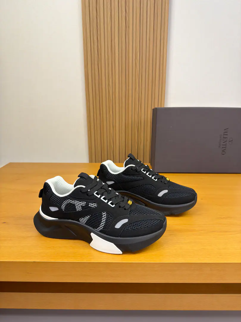【VALENTION】Valentino. High-end quality Original List·Leisure sports shoes Shoe.: 🔝Environmental fabric, Brand, empty net canvas., Shoe colouring brand totem., Shoe tongue..Back up..Brandweaves Uchi.: Brand canvas. Otsumi!: It's so light.TPUBubbles·Rubber. Double-coloured base Super-high-quality control.·- I'm doing a little work.: Highlight(High-end·- How expensive.·Slot) Size: 39-44（38, 45, Make a reservation.)·VL03858