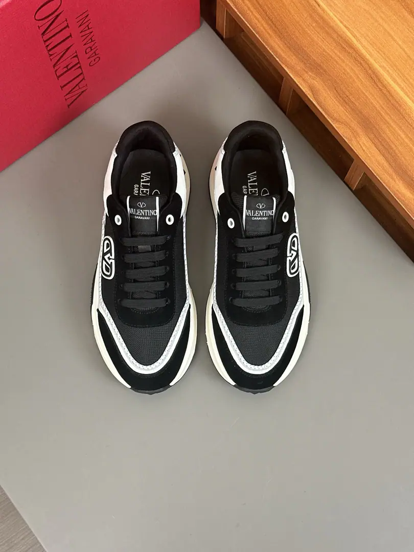 【VALENTION】Valentino. High-end quality Original List Shoe.: 🔝Napa Skin., A brand of airnet cloths and hot totems. Uchi.: Brand canvas. Otsumi!: It's so light.TPUBubbles·Rubber. Form Super-high-quality control.·- I'm doing a little work.: Highlight(High-end·- How expensive.·Slot) Size: 39-44（38, 45, Make a reservation.)