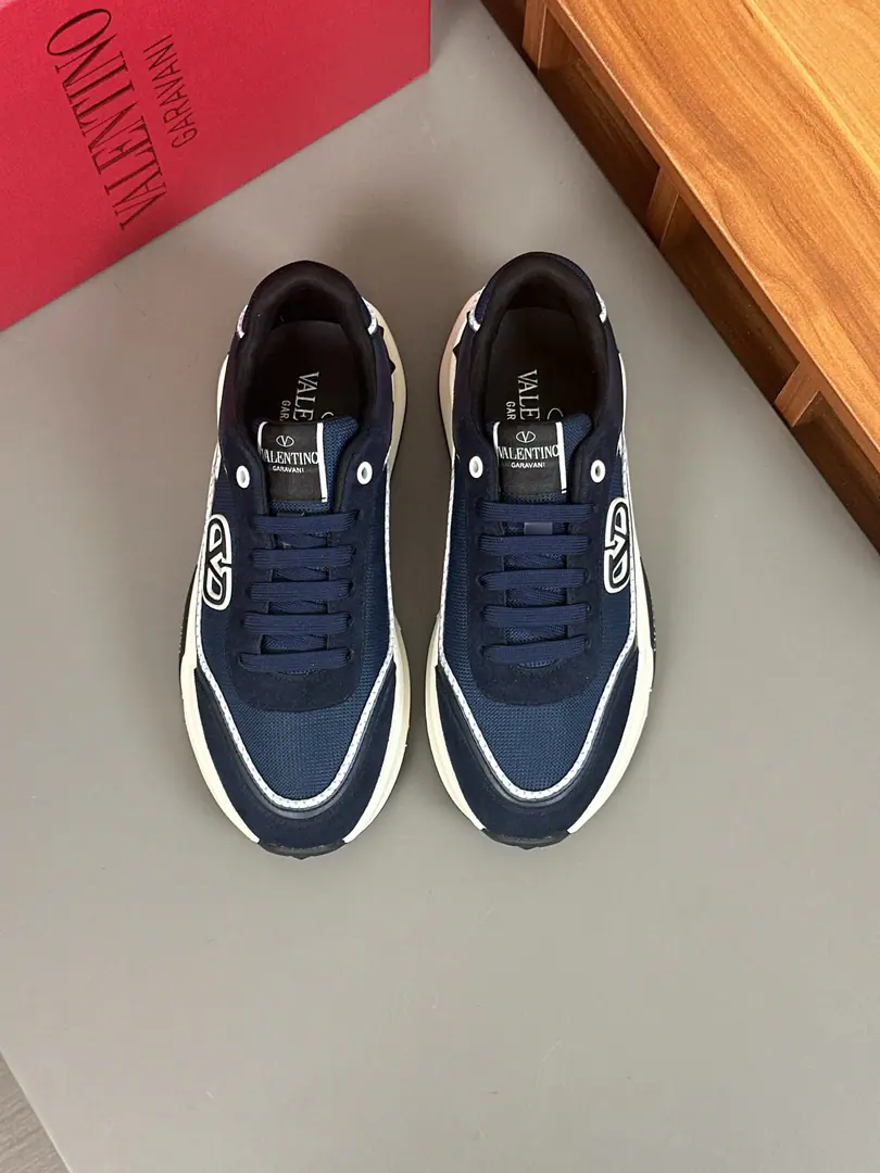 【VALENTION】Valentino. High-end quality Original List Shoe.: 🔝Napa Skin., A brand of airnet cloths and hot totems. Uchi.: Brand canvas. Otsumi!: It's so light.TPUBubbles·Rubber. Form Super-high-quality control.·- I'm doing a little work.: Highlight(High-end·- How expensive.·Slot) Size: 39-44（38, 45, Make a reservation.)