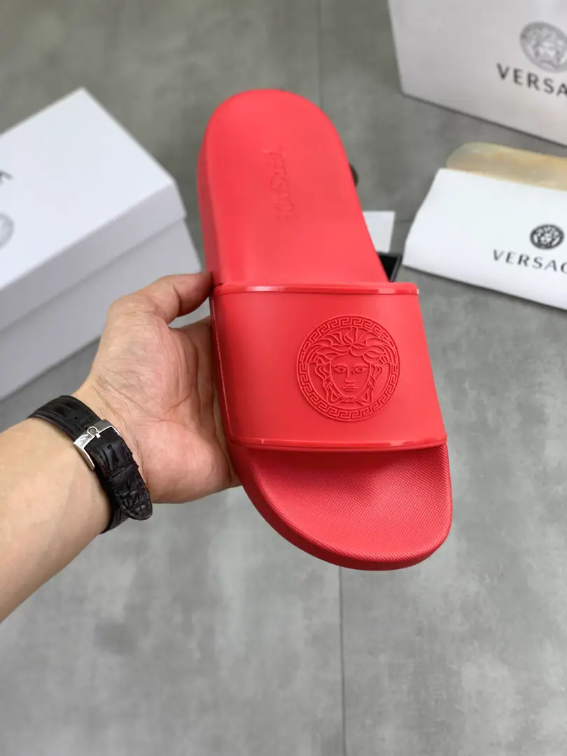 Plant prices 【Real value】 🆘 【VERSACE】The Van Schultz's new man's leisure slipper series.！Review🔥Global limit💯The shoe face is imported into the original single-surface➕The plains.💯Men's shoes.: 35-46 5⃣️Colour Optional