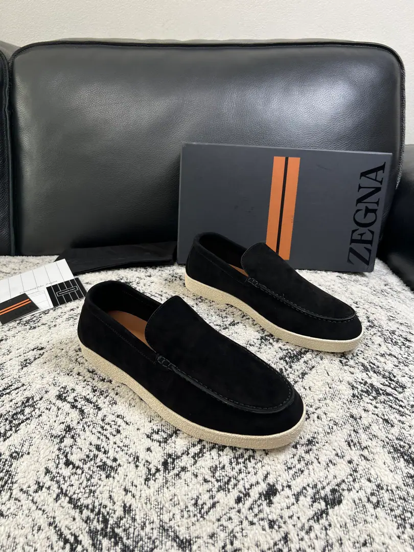 Zegna High Quality Top-level craft Jenya. New plant configuration for cabinet, Italian imports of cow flour, Importing cattle mats., I'm comfortable with air., Shoes under the sole.: The original factory is super comfortable with the original base., The original factory and the single. Codes 39-44（Sold38 45 ）