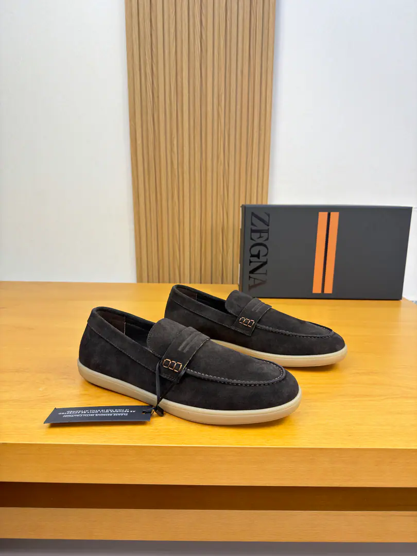 【Zegna】Jenya. High-end quality Original List·The leisure board shoes are stomping. Shoe.: Original🔝Anti-feathers., Shoe Dan..Sew the outer car., Brand-loading decorations Uchi.: Water-tied cow skin. Otsumi!: It's so light.TPR·Rubber: Form Super-high-quality control.·- I'm doing a little work.: Highlight(High-end·- How expensive.·Slot) Size: 39-44（38, 45, Make a reservation.)·Z0186