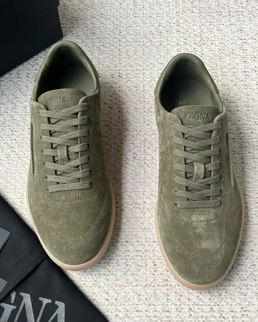 New paragraphErmenegildo Zegna Jenya. TRIPLE STITCH™ MONTE Luxury leisure shoes. High quality of proletariat. This one. The sneakers are made of fuzzy leather., Disassemble shoe surfaces with modern and retrograde styles, I'm so creative. I'm so excited about the way that I'm going to put my shoes on.. Natural rubber shoes are so powerful., Shoe mattress with custom design. This sneakers is in the Jeeniya Oasis.(Oasi Zegna) The name of the highway., Show the flexibility of brands to the times.. The soles are light and flexible., Nice catch., A new radiant shoe underlay. The early appearance of the highway.. Signal same-synthetic sew lines and side branding are mutually reinforcing., The symbol of the uniquely fashioned version of the Jania brand.. Version and Product Details:Slippery cow skins bumped into a velvet cow skin., Hand-sewd three-fold cross-tightness. The mats in the cow's skin., The car's got a condom, the way it's done.. Black Vibram® Upgraded ground-capture soles, Heel with Janja. Road branding.. Sanitized® I can tear off my shoe bed.. The shoes are elegant and leisurely., Targeting foot travel., A companion to travel any time of the year.. The shoe-shoes are a hundred-packed low-band., The little bits are inspired by the three-fold details of the Jenya jacket's hand-sewn., It's also equipped to be light during outdoor activities., Erasing, And the innovation of greater friction. Vibram® Upgraded ground-capture soles. Product Code: LHBLL-S7009Z-NEE Size: 39/40/41/42/43/44/（45Make a reservation.）Standard leather shoe size. Out-of-pocket distribution cabinet packaging, With your shoe-straps.
