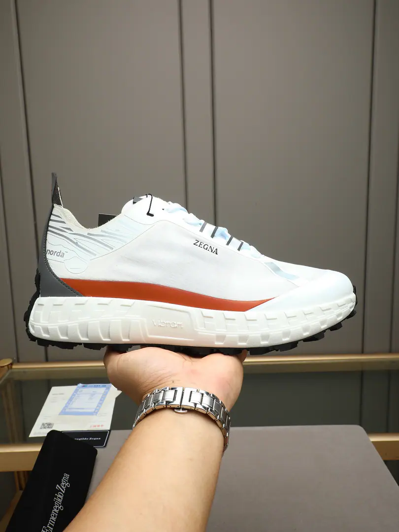 P 💋💍Jenny.-Aya. ZEGNA × norda™ I'm a field runner.｜Luxury Yagde×Professional outdoors are perfect. Innovative material for combination of fine design, A good pair of shoes with a sense of excellence and sustainability.. ♪ Shoe tongues on the norda™ Respect marking. A light and full cushioning tongue ensures that the shoes are well-suited.. The scuffle-free shoe face. Vibram® Shoes under the sole., The soles are full of outdoor gold brands.VibramCustomized components, Litebase®Light Quantified Outward. Stereo-tooth-Sliding Path, MatchMegagrip®Slipperproof rubber formula, Make sure it's comfortable and strong., High super performance, And minimize environmental impacts.. Embrace with reflection details, It's a brand-marked logo., Make the whole thing look like a man.. When Italian luxuries were GeniaZEGNAA low-profile gentleman's aesthetic., Collapse of Canadian field shoes.nordaHard Nuclear Outdoor Gene, These two names are a cross-border combination. The series of running shoes., Breaking the boundaries of high-end orthodoxy and professional sport, I can handle the city's elites in everyday fashion., And I can take the mountain by foot., Run across the country., Multi-colour All-Face Colour Selection, It's a big deal.. Standard cabinet number: 39～44# （38.45.46🉑Do it.）