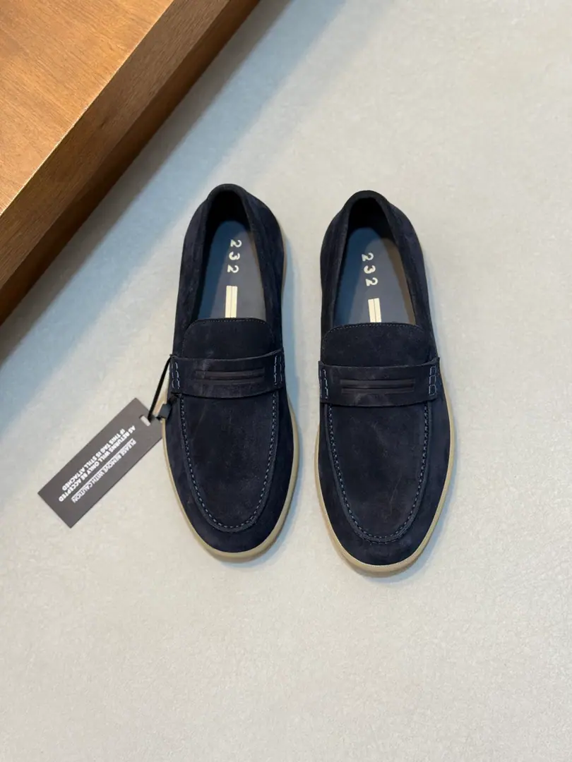 Ermenegildo Zegna Jenya. Old Money. Pyre skin./Pecktail. - Tetsu-shoes. This one. Old Money. - Tetsu-shoes. The fabric is made of a grain of cow skin with a velvet face., The tie is designed to be modern and retro-looking.. I'm so creative. I'm so excited about the way that I'm going to put my shoes on.. Natural rubber shoes are so powerful., Shoe mattress with custom design. This German sports shoe is in the Jenie Oasis.（Oasi Zegna） The name of the highway., Show the flexibility of brands to the times.. The soles are light and flexible., Nice catch.. A new, asymmetrical shoe bottom-strateinal salute. The early appearance of the highway.. Signal same-synthetic sew lines and side branding are mutually reinforcing., The symbol of the uniquely fashioned version of the Jania brand... It's more sophisticated with a leather leather shirt.. Version and Product Details: Pyre skin./Fly, leather., In the skin of a posh cow., Shoe pads.. Bottom-of-the-line sutures, practice, The base of the honey-colored natural rubber shoes., ♪ Dismantled memory shoes, To add a modern sense of motion to this leisure shoe.. Product Code: LHSOY-S8218Z-TDM Italian manufacture. Size: 39/40/41/42/43/44/45,Standard leather shoe size. Box packing, Take the bag with the shoe.！