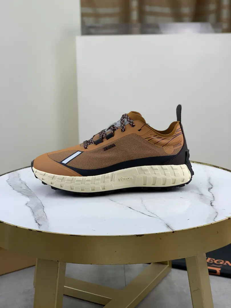 Plant prices Real value Top Version ZEGNA x norda™Jenya. Joint contributions Outdoor Off-road. Run-off shoes. Leisure Sports shoes Monopoly. Jenya. x norda™ Technology-based sports shoes blended in elegant style and precision-run shoe technology, Working to design high performance. The shoe is used on the side of the shoe. Dyneema® The material is made of material., It's a light match. Vibram® Shoes under the sole.. Embrace with reflection details, It's a brand-marked logo., Make the whole thing look like a man. ▪️ Fabulous.: Original custom technology air network ▪️ Uchi.: The original custom-made air network. ▪️ Shoes under the sole.: Original modeling smooth-foil bubble material ▪️ Bottom: 4CM ▪️ Size: 39-46