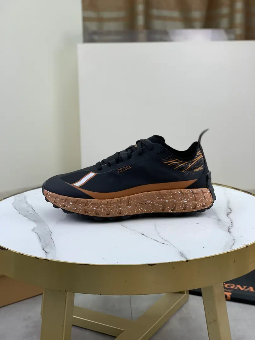 Plant prices Real value Top Version ZEGNA x norda™Jenya. Joint contributions Outdoor Off-road. Run-off shoes. Leisure Sports shoes Monopoly. Jenya. x norda™ Technology-based sports shoes blended in elegant style and precision-run shoe technology, Working to design high performance. The shoe is used on the side of the shoe. Dyneema® The material is made of material., It's a light match. Vibram® Shoes under the sole.. Embrace with reflection details, It's a brand-marked logo., Make the whole thing look like a man. ▪️ Fabulous.: Original custom technology air network ▪️ Uchi.: The original custom-made air network. ▪️ Shoes under the sole.: Original modeling smooth-foil bubble material ▪️ Bottom: 4CM ▪️ Size: 39-46