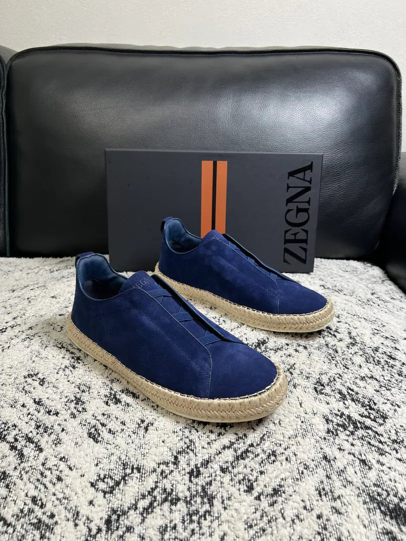 Zegna High Quality Top-level craft Jenya. New plant configuration for cabinet, Italian imports of cow flour, Importing cattle mats., I'm comfortable with air., Shoes under the sole.: The original factory is super comfortable with the original base., The original factory and the single. Codes 39-44（Sold38 45 ）
