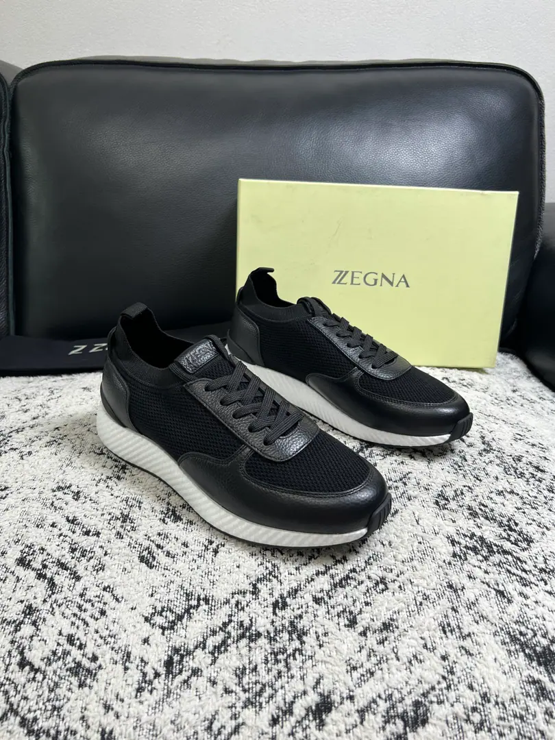 ⚠️Just change the code and don't back off.⚠️ Zegna High Quality Top-level craft Jenya. New plant configuration for cabinet, Italian imports of cow flour, Importing cattle mats., I'm comfortable with air., Shoes under the sole.: The original factory is super comfortable with the original base., The original factory and the single. Welcome to the comparison., Codes 39-44（Sold 45 46 47 ）