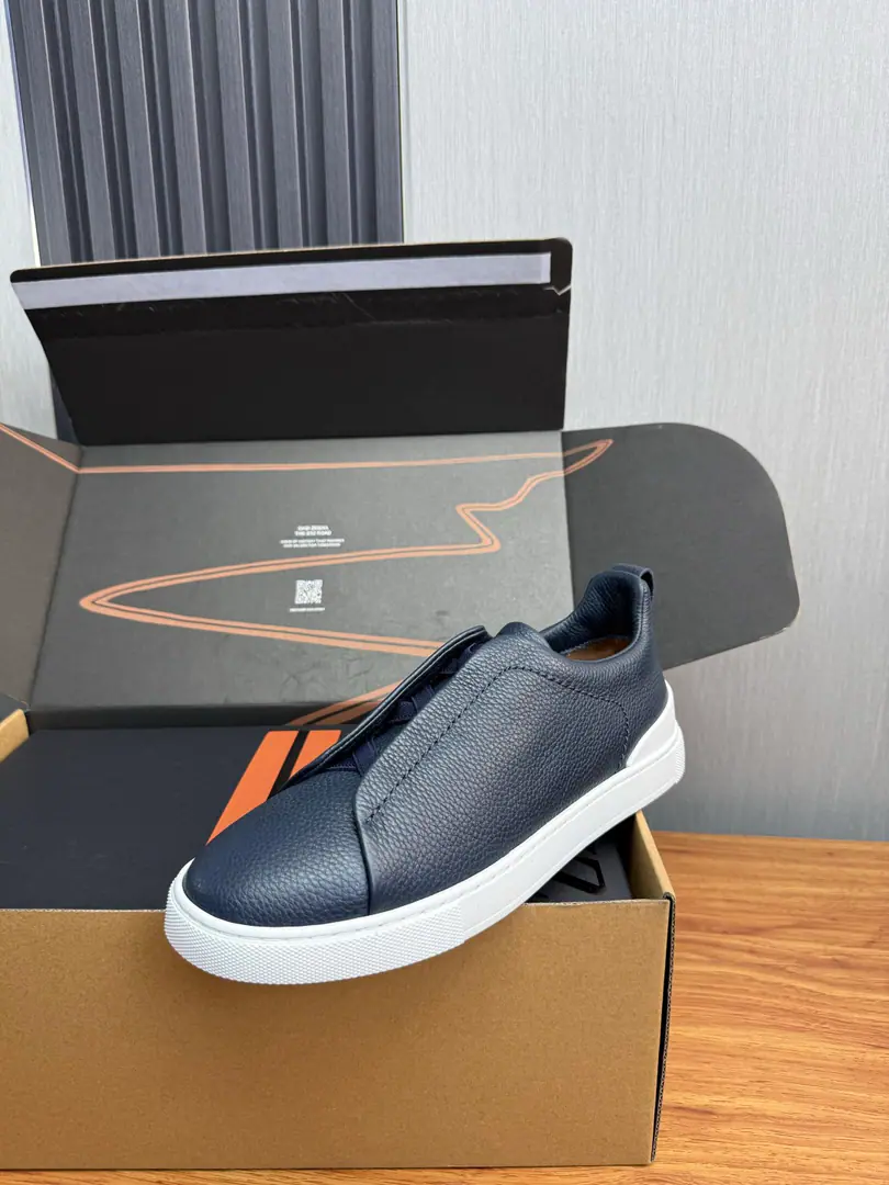 Plant Jenya.【ZEGNA】Scum. The big one.🔥High quality out.✅ Simple style, Soft, Easy. Low profile luxury.!Fabulous.: Original Deer Skin！Uchi.: Skin mat for the calf.！Ecliques and feet.！All of Lats. More air and comfort.！TUP♪ And the vacuum is the bottom ♪！ 38-46（38 45 46I'll make sure I don't change it.）