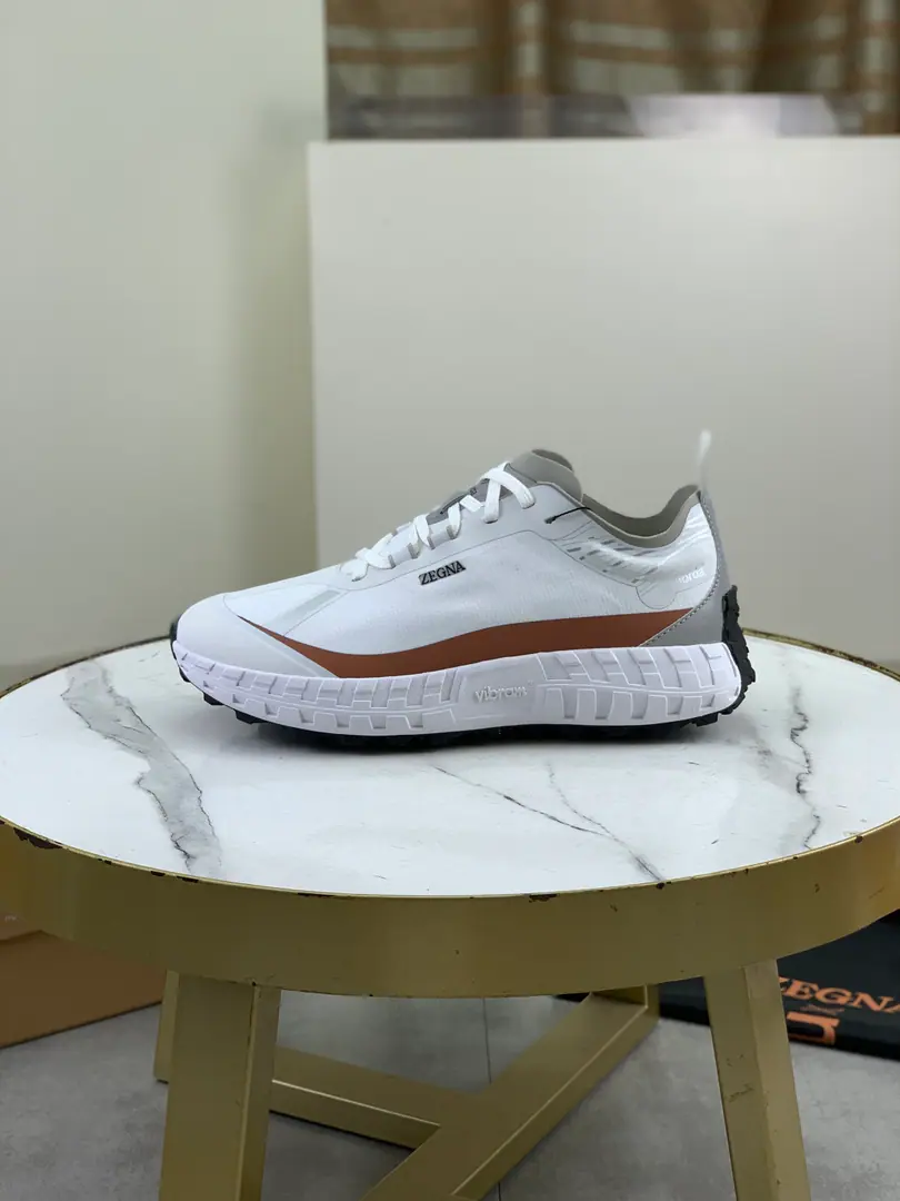Plant prices Real value Top Version ZEGNA x norda™Jenya. Joint contributions Outdoor Off-road. Run-off shoes. Leisure Sports shoes Monopoly. Jenya. x norda™ Technology-based sports shoes blended in elegant style and precision-run shoe technology, Working to design high performance. The shoe is used on the side of the shoe. Dyneema® The material is made of material., It's a light match. Vibram® Shoes under the sole.. Embrace with reflection details, It's a brand-marked logo., Make the whole thing look like a man. ▪️ Fabulous.: Original custom technology air network ▪️ Uchi.: The original custom-made air network. ▪️ Shoes under the sole.: Original modeling smooth-foil bubble material ▪️ Bottom: 4CM ▪️ Size: 39-46