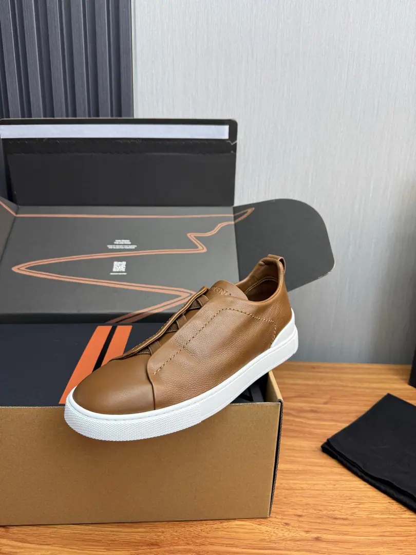Plant Jenya.【ZEGNA】Scum. The big one.🔥High quality out.✅ Simple style, Soft, Easy. Low profile luxury.!Fabulous.: Original Deer Skin！Uchi.: Skin mat for the calf.！Ecliques and feet.！All of Lats. More air and comfort.！TUP♪ And the vacuum is the bottom ♪！ 38-46（38 45 46I'll make sure I don't change it.）