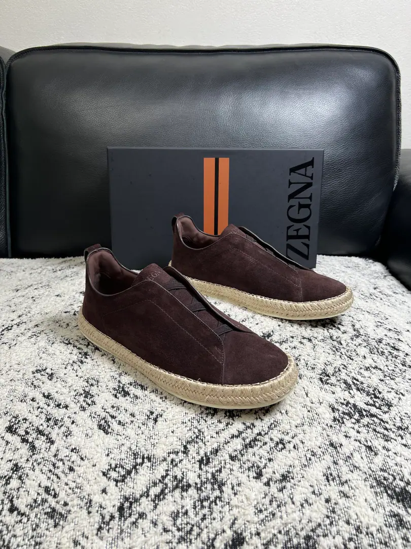 Zegna High Quality Top-level craft Jenya. New plant configuration for cabinet, Italian imports of cow flour, Importing cattle mats., I'm comfortable with air., Shoes under the sole.: The original factory is super comfortable with the original base., The original factory and the single. Codes 39-44（Sold38 45 ）