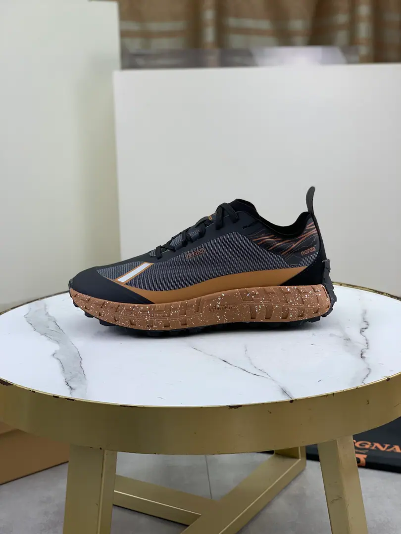 Plant prices Real value Top Version ZEGNA x norda™Jenya. Joint contributions Outdoor Off-road. Run-off shoes. Leisure Sports shoes Monopoly. Jenya. x norda™ Technology-based sports shoes blended in elegant style and precision-run shoe technology, Working to design high performance. The shoe is used on the side of the shoe. Dyneema® The material is made of material., It's a light match. Vibram® Shoes under the sole.. Embrace with reflection details, It's a brand-marked logo., Make the whole thing look like a man. ▪️ Fabulous.: Original custom technology air network ▪️ Uchi.: The original custom-made air network. ▪️ Shoes under the sole.: Original modeling smooth-foil bubble material ▪️ Bottom: 4CM ▪️ Size: 39-46