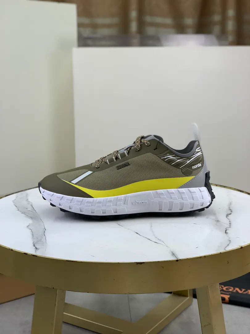 Plant prices Real value Top Version ZEGNA x norda™Jenya. Joint contributions Outdoor Off-road. Run-off shoes. Leisure Sports shoes Monopoly. Jenya. x norda™ Technology-based sports shoes blended in elegant style and precision-run shoe technology, Working to design high performance. The shoe is used on the side of the shoe. Dyneema® The material is made of material., It's a light match. Vibram® Shoes under the sole.. Embrace with reflection details, It's a brand-marked logo., Make the whole thing look like a man. ▪️ Fabulous.: Original custom technology air network ▪️ Uchi.: The original custom-made air network. ▪️ Shoes under the sole.: Original modeling smooth-foil bubble material ▪️ Bottom: 4CM ▪️ Size: 39-46